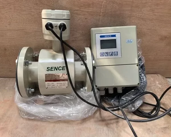ĐỒNG HỒ NƯỚC SENSER ĐIỆN TỬ MÀN HÌNH RỜI